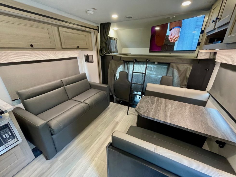 2026 Forest River Sunseeker 32ft | rv rentals near me | dallas r